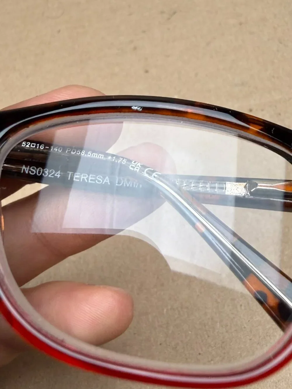 Sofia Vergara x Foster Grant Teresa Reading Glasses +1.75 Tortoise Red Fade